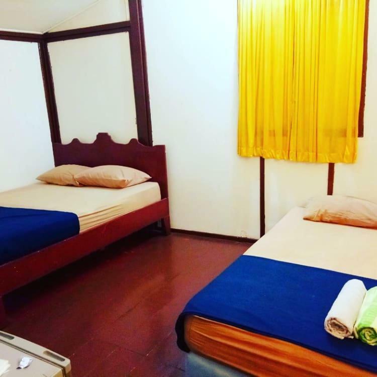 Marina Bay Resort & Restaurant Kampung Genting Екстериор снимка
