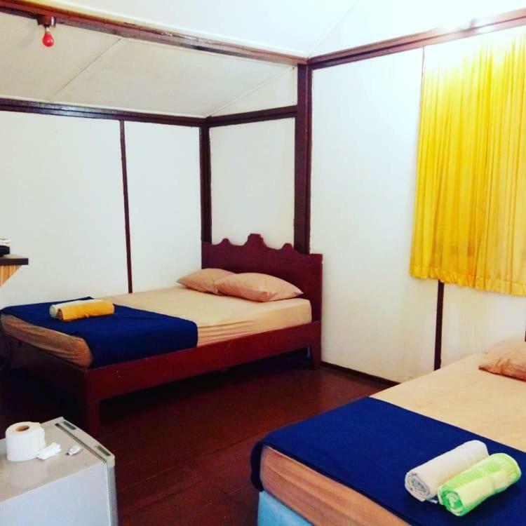 Marina Bay Resort & Restaurant Kampung Genting Екстериор снимка