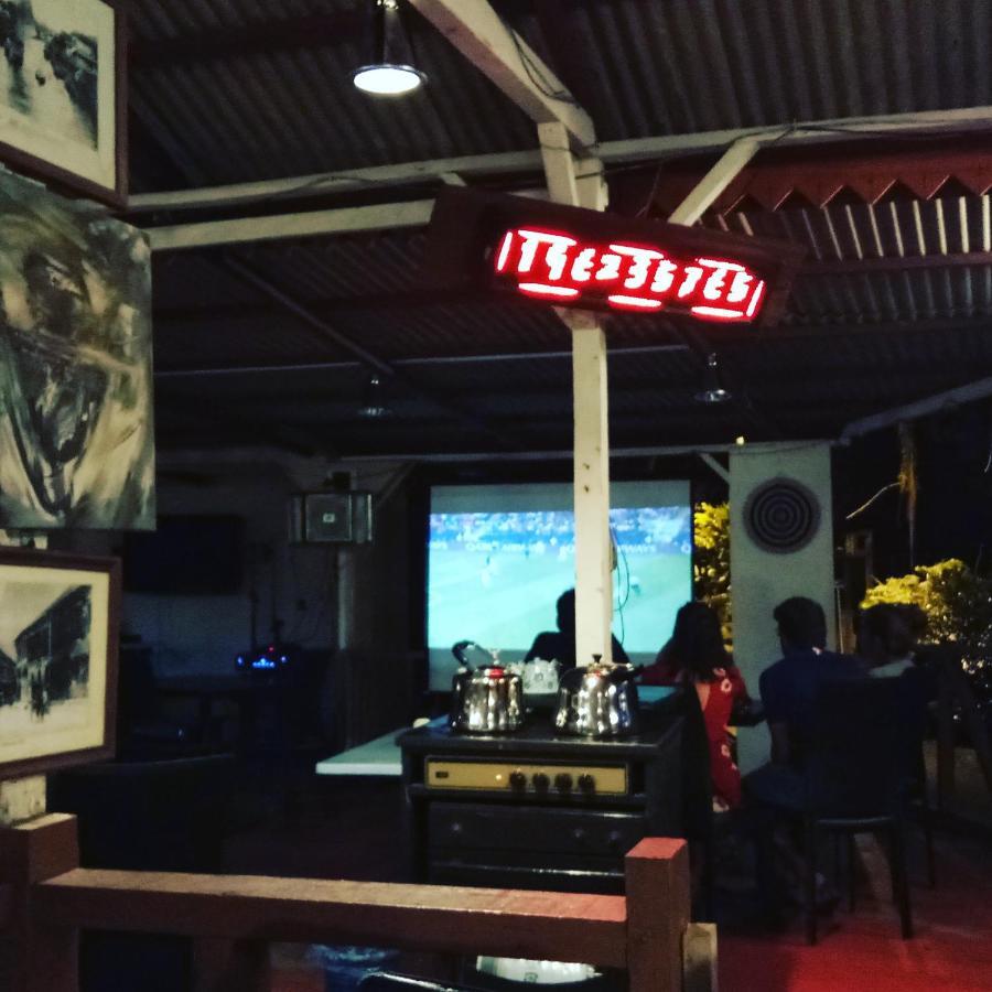 Marina Bay Resort & Restaurant Kampung Genting Екстериор снимка